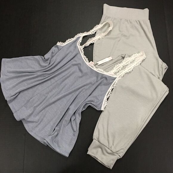 Victoria’s Secret Ribbed cami tank & pants pajama set Champagne Large - Picture 6 of 8